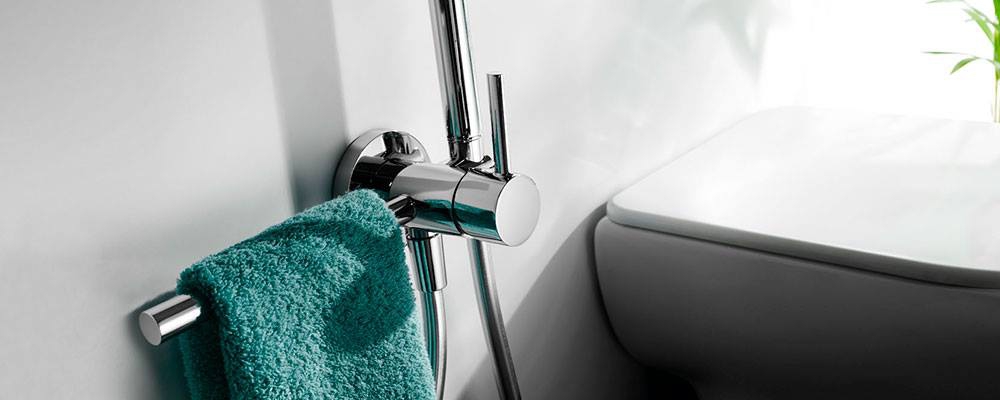¿Que son las duchas higiénicas y que beneficios ofrecen?